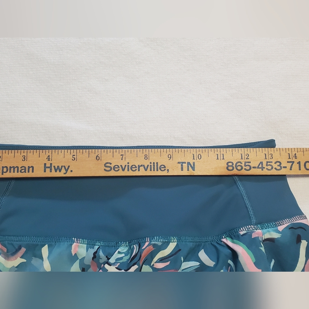 Athleta Floral Teal Skort. Secure Waist Zipper In Back. Sz XS Like New - Picture 3 of 8